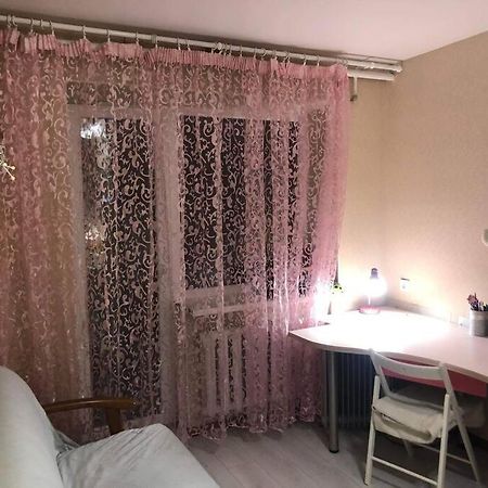 Apartment On Studentska Street リヴィウ エクステリア 写真